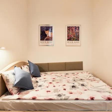 Malixa - Apartment In The Heart Of Vienna Next To Metro Esterno foto