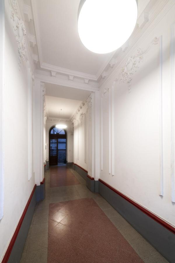 Malixa - In The Heart Of Next To Metro Appartamento *